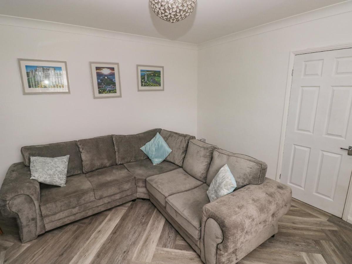 Cwtch Ar Y Mor Villa Burry Port Exterior photo